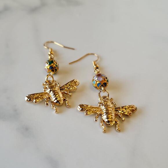 Handmade Gold-Tone 'perfect pair' Bee Earrings - Picture 2 of 3